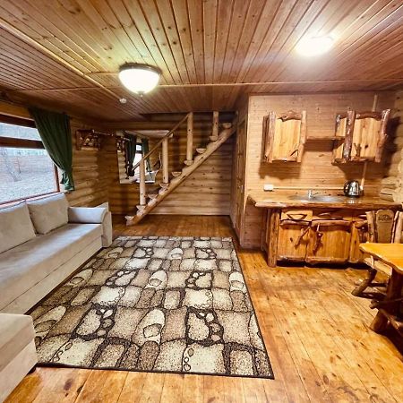 Sky Land Camping & Resort Cricova Exterior foto