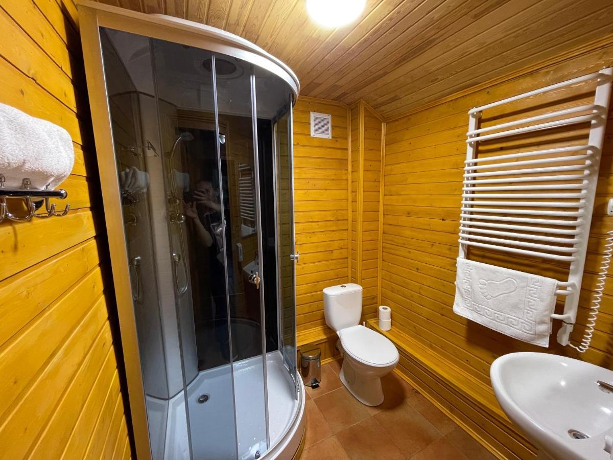 Sky Land Camping & Resort Cricova Exterior foto