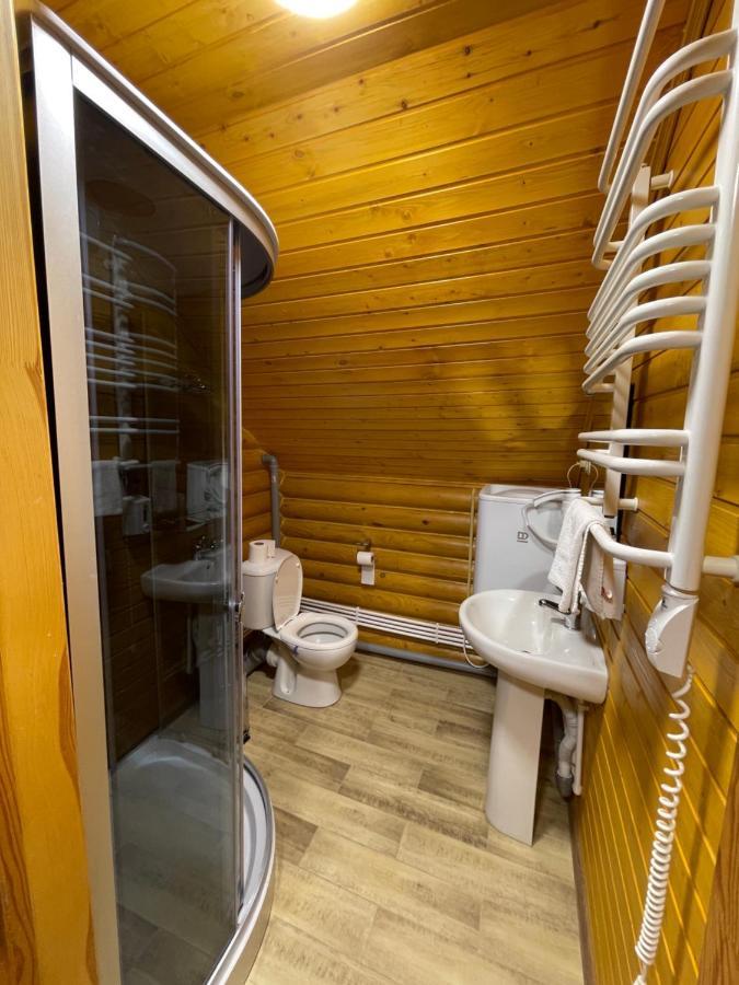 Sky Land Camping & Resort Cricova Exterior foto