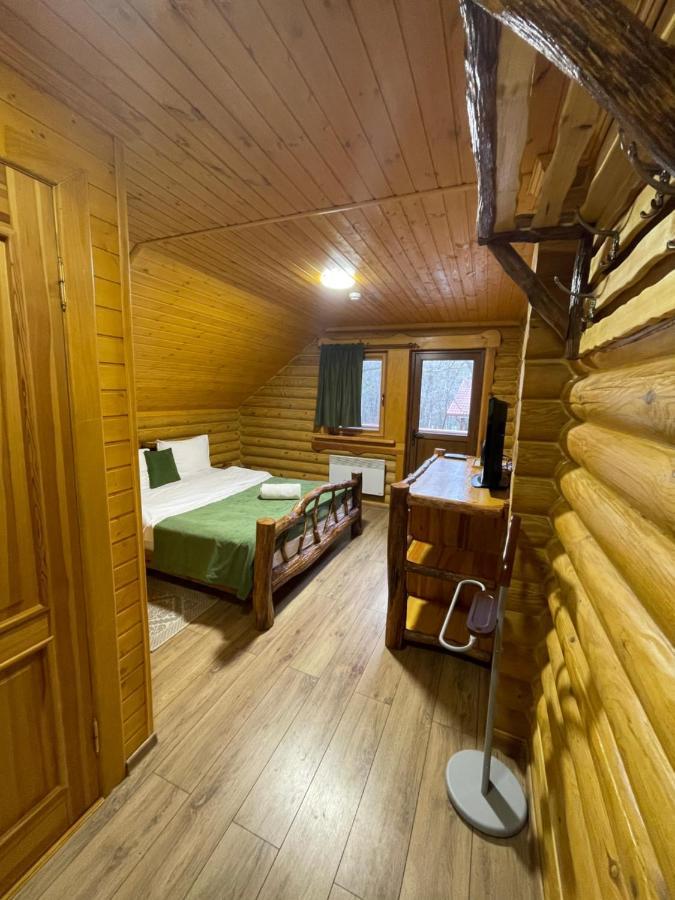 Sky Land Camping & Resort Cricova Exterior foto